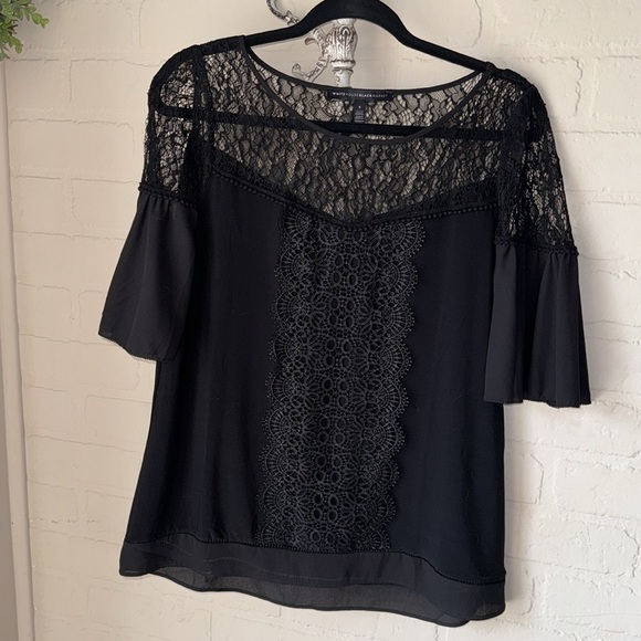White House Black Market blouse black lace embellished small short sleeve - Picture 2 of 10